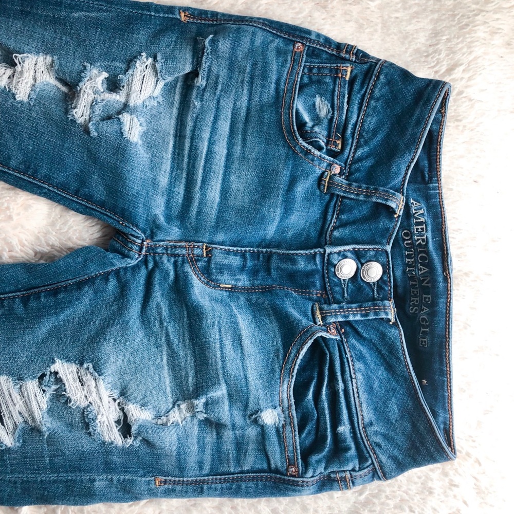 American Eagle Outfitters Cropped Jean - Size 0